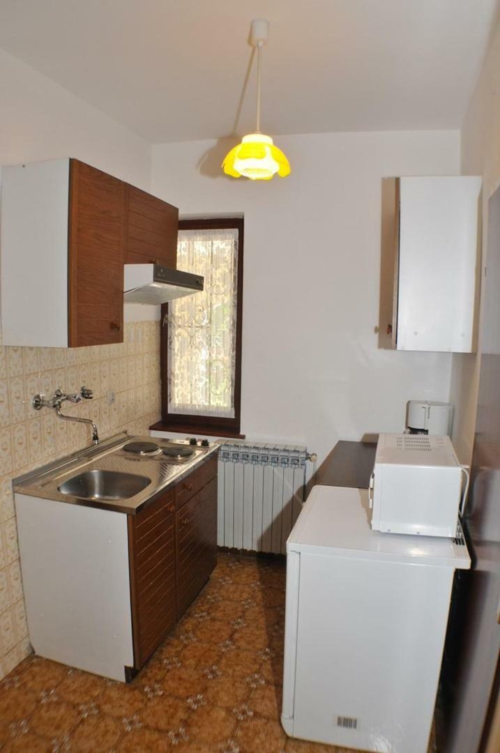Haus Liliana Hotel Tar-Vabriga Екстериор снимка