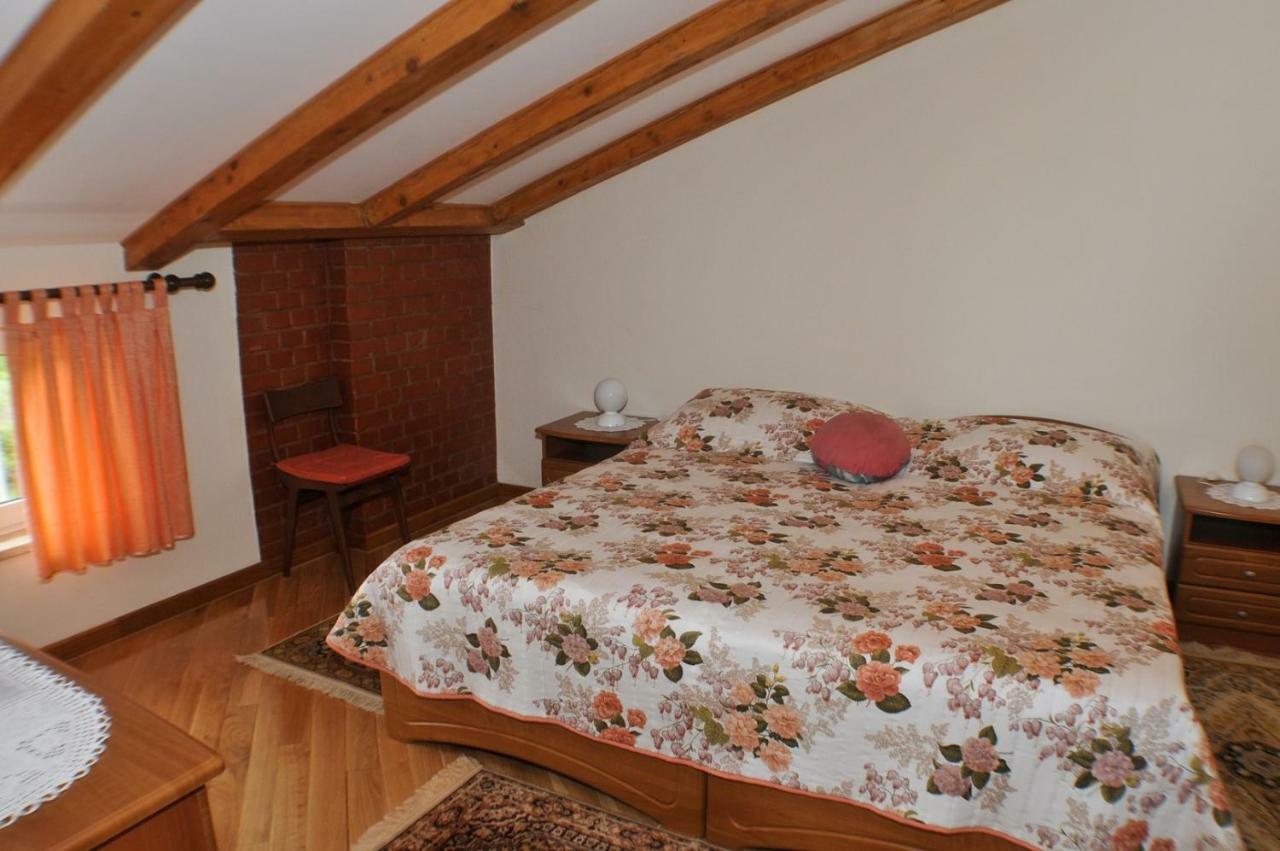Haus Liliana Hotel Tar-Vabriga Екстериор снимка